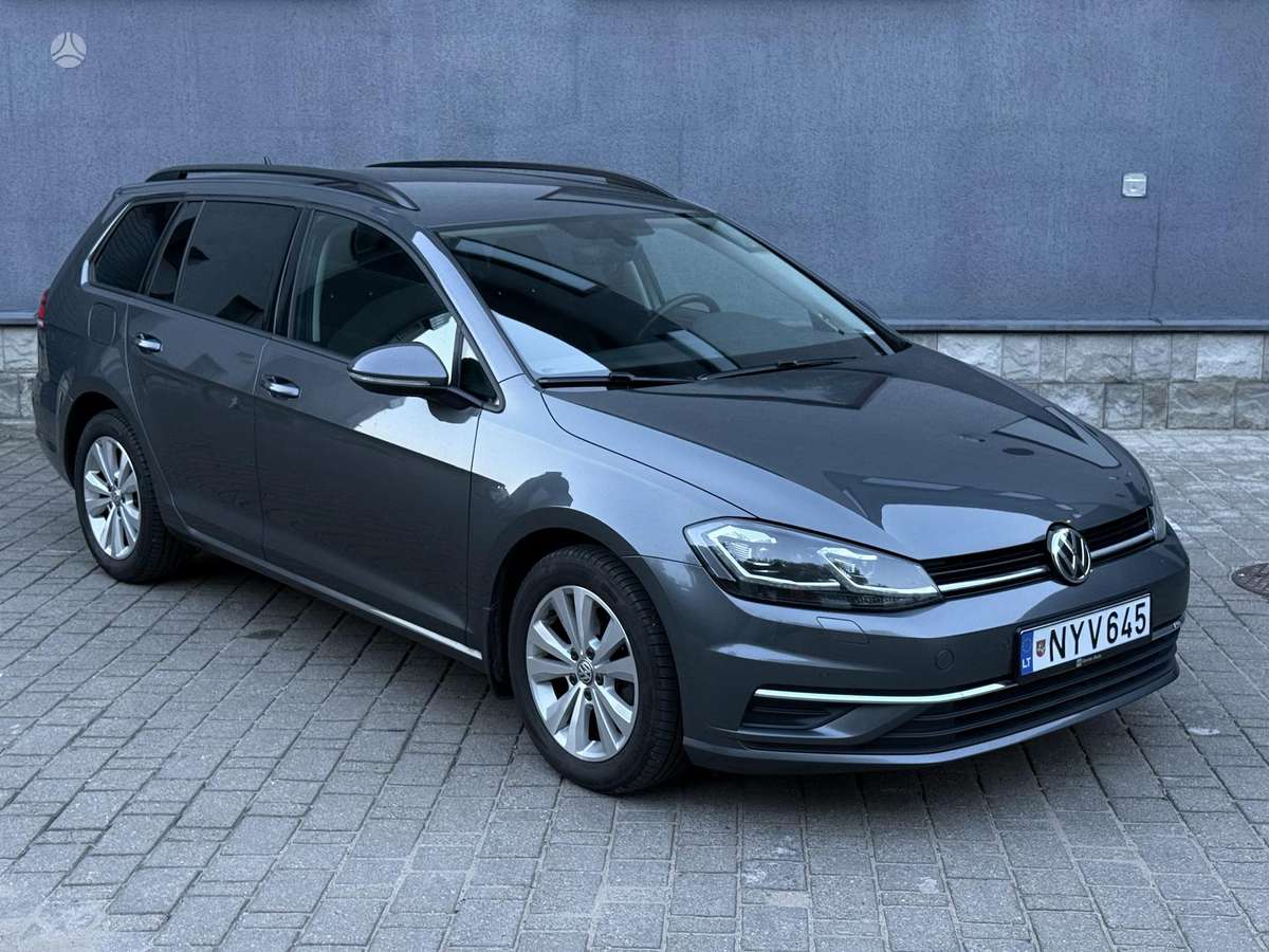 Volkswagen Golf - 2