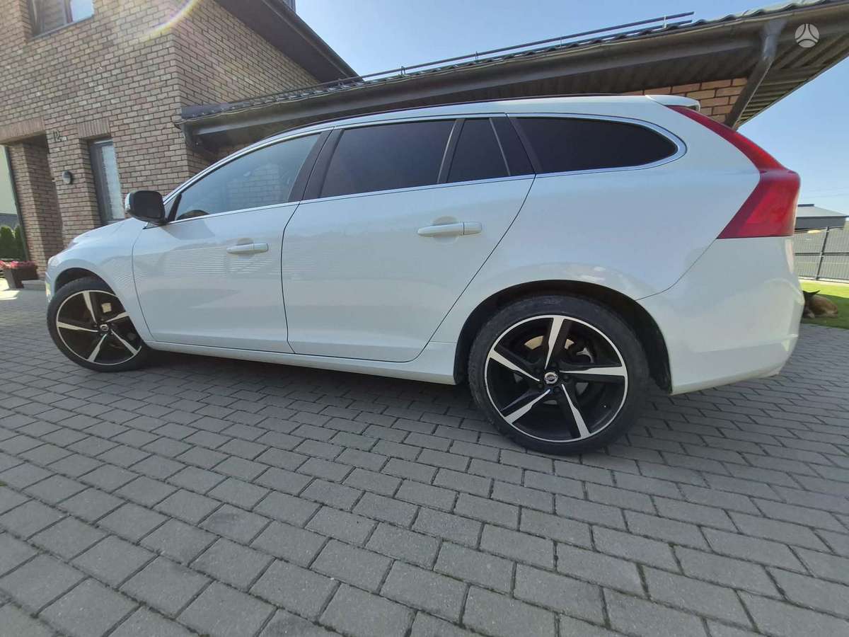 Volvo V60 - 4