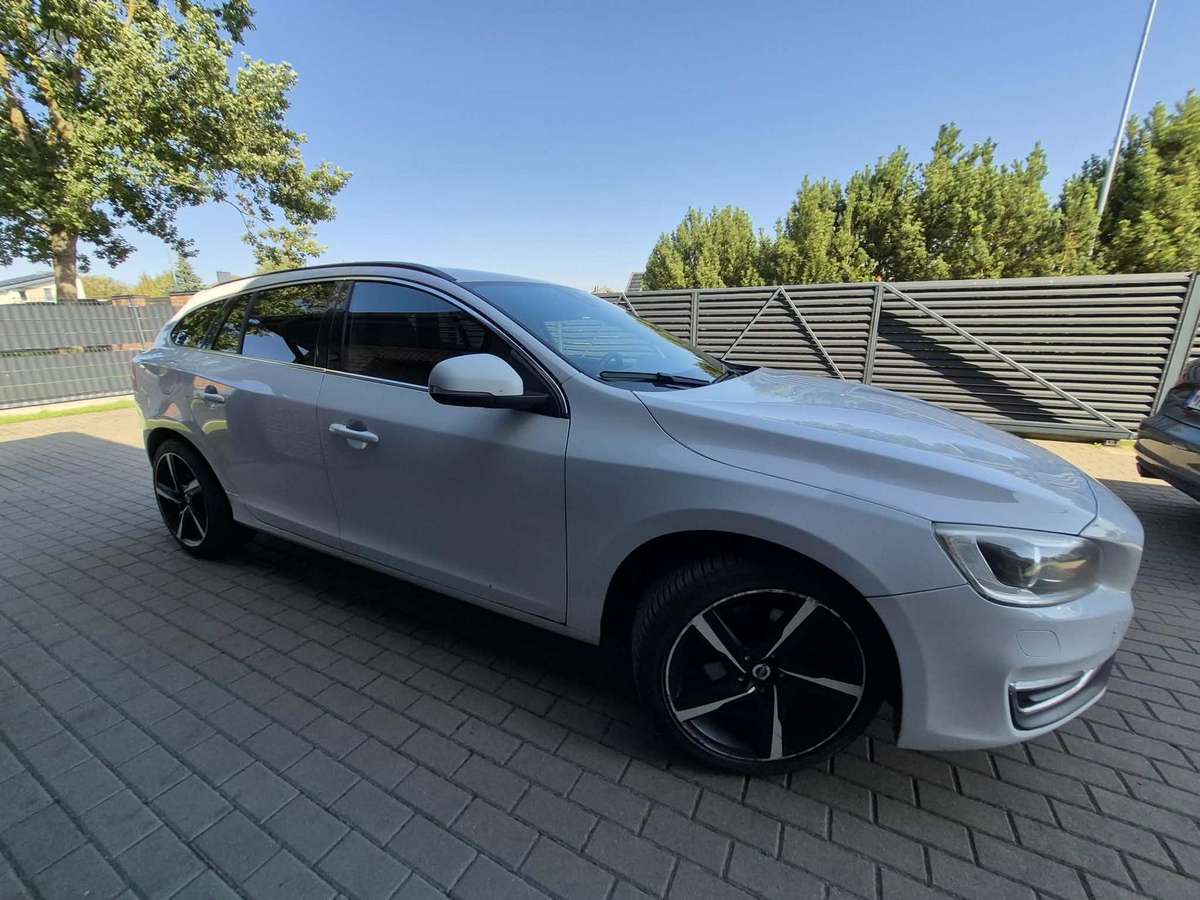 Volvo V60 - 1