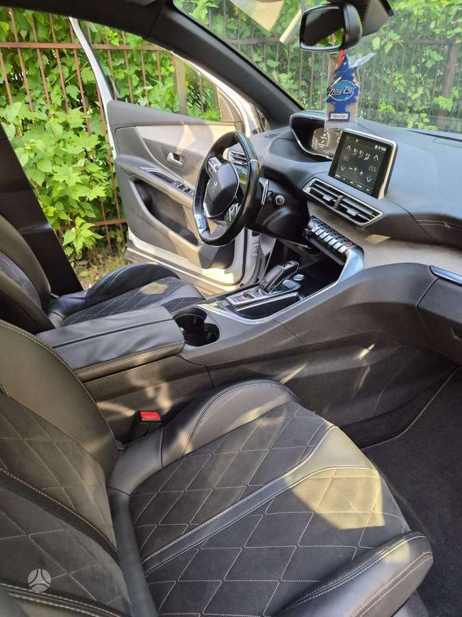 Peugeot 3008 - 10