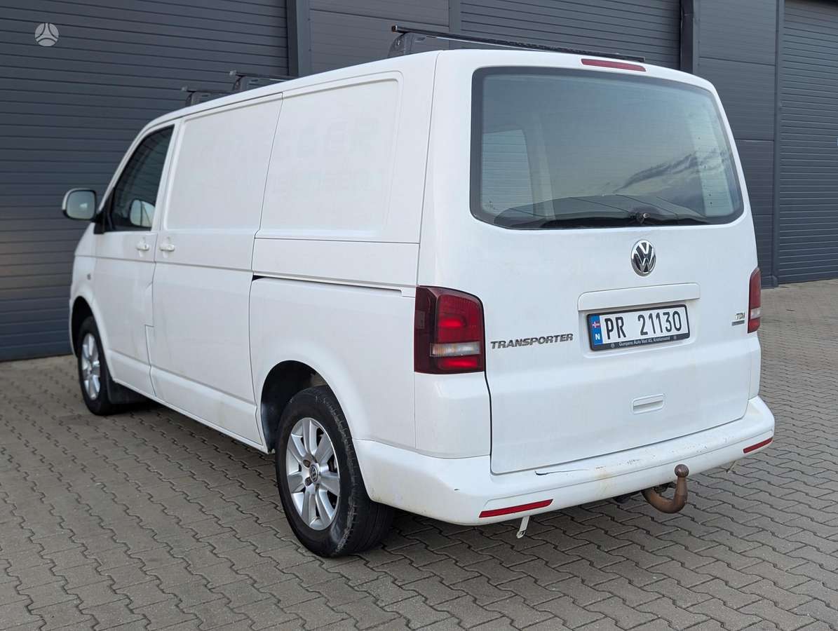 Volkswagen Transporter - 7