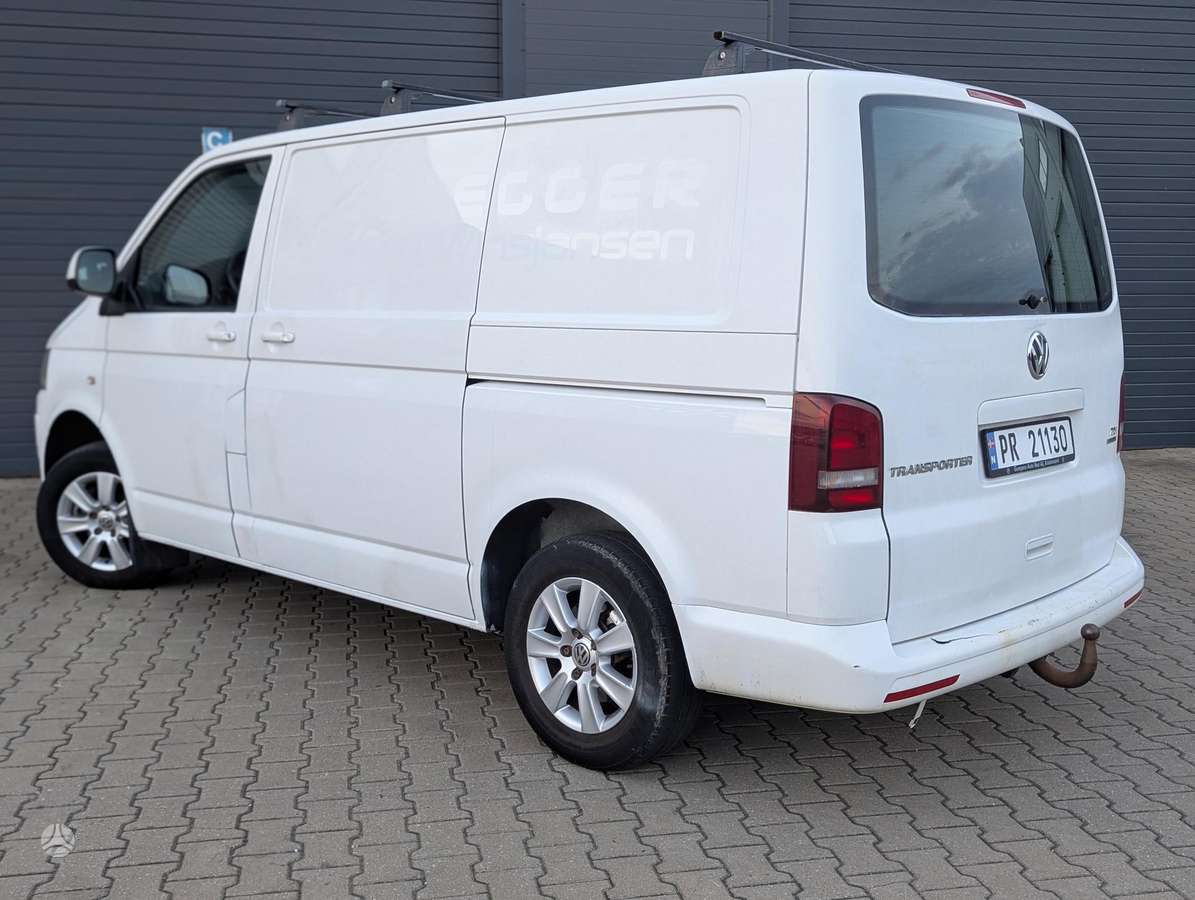 Volkswagen Transporter - 8