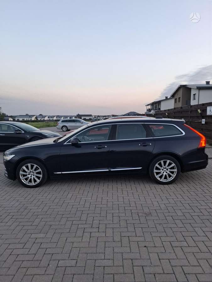 Volvo V90 - 3