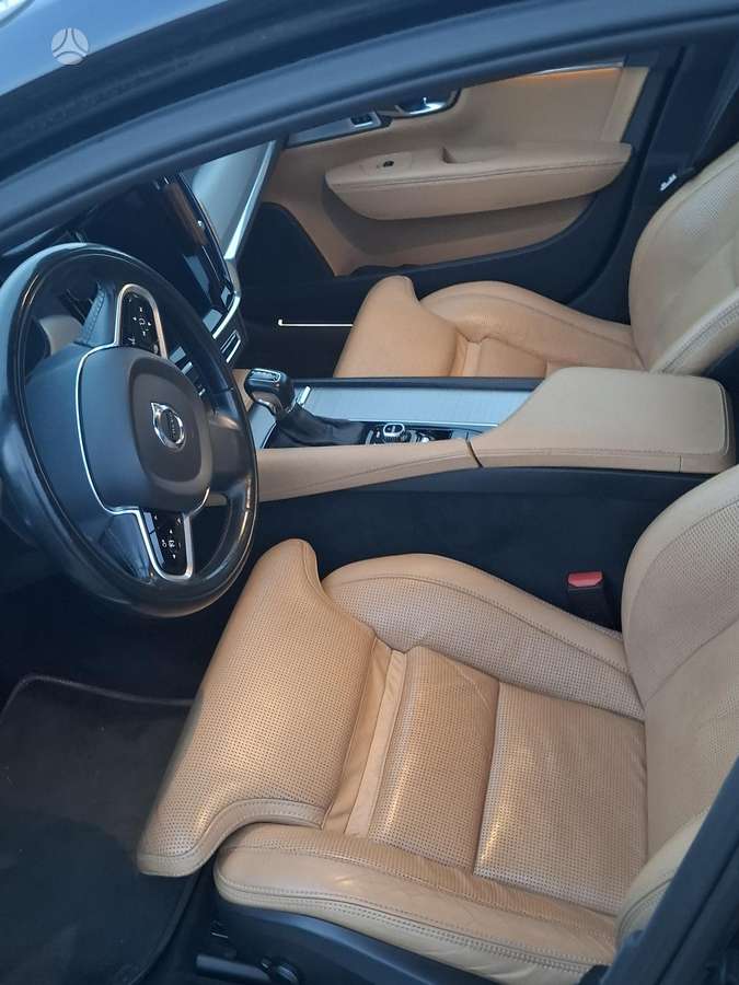 Volvo V90, 2.0 l., wagon