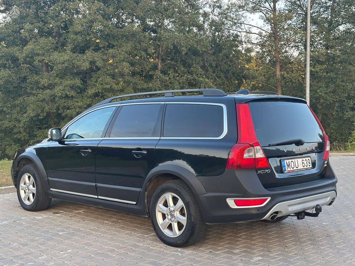 Volvo XC70 - 4