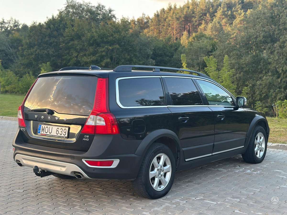 Volvo XC70 - 5