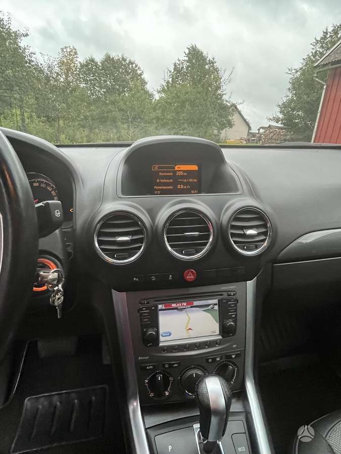 Opel Antara, 2.2 l., Внедорожник / Кроссовер