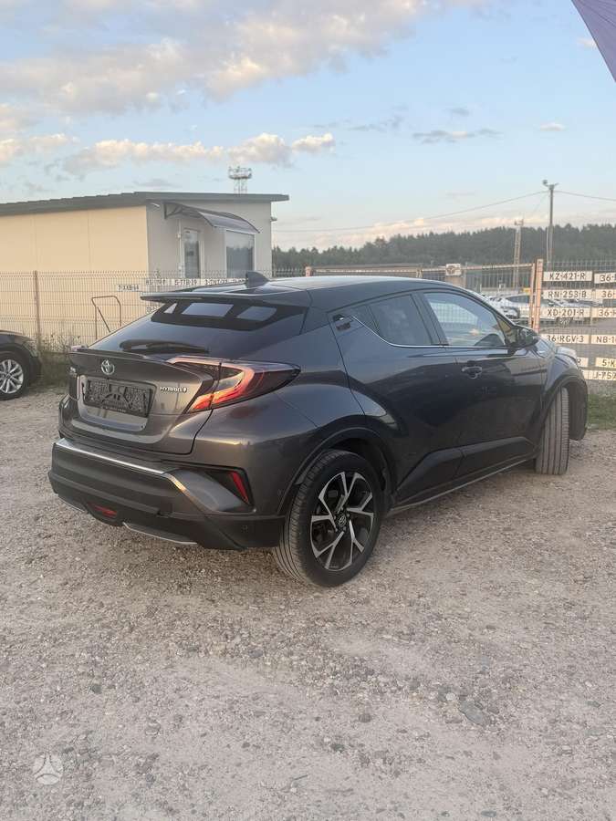 Toyota C-HR - 1