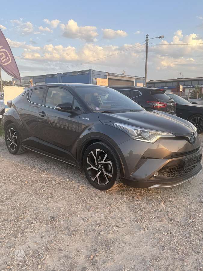 Toyota C-HR - 4