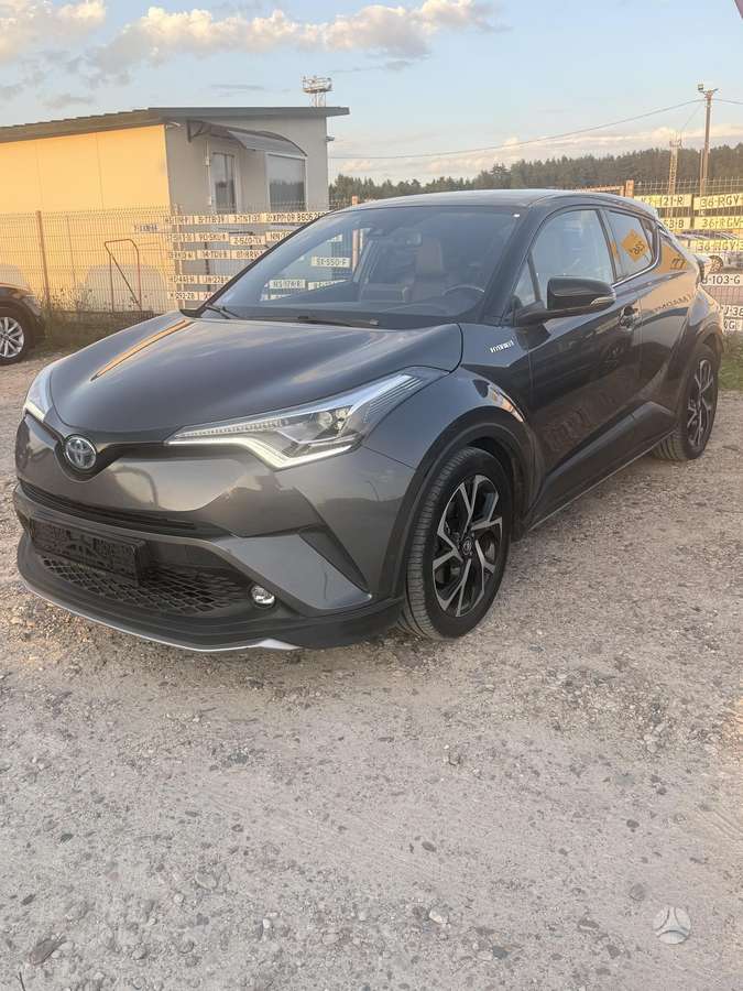Toyota C-HR - 5