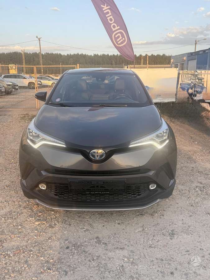 Toyota C-HR - 6
