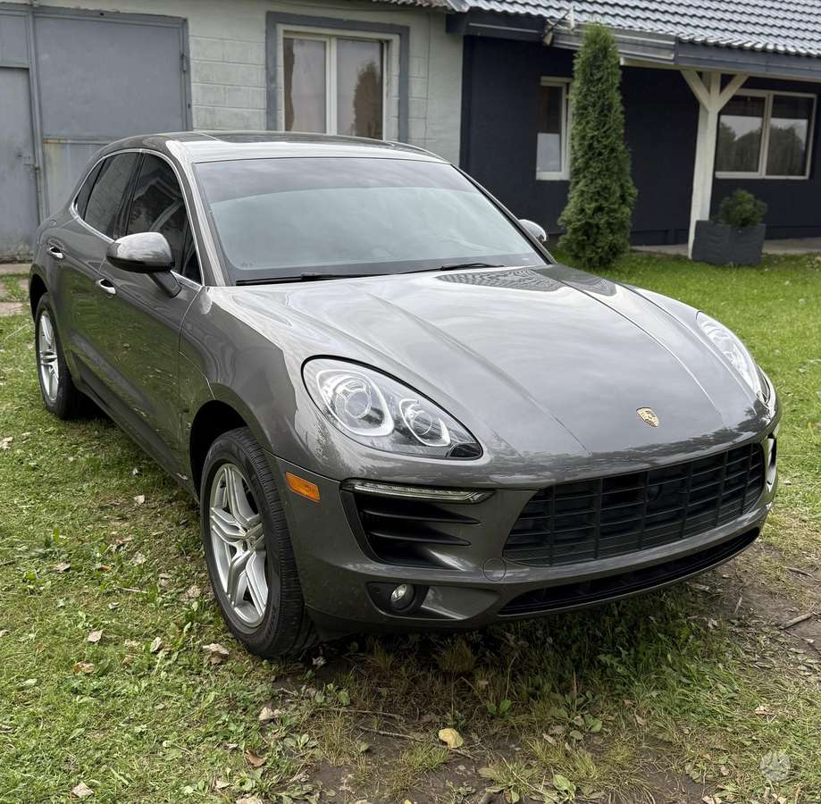Porsche Macan - 1