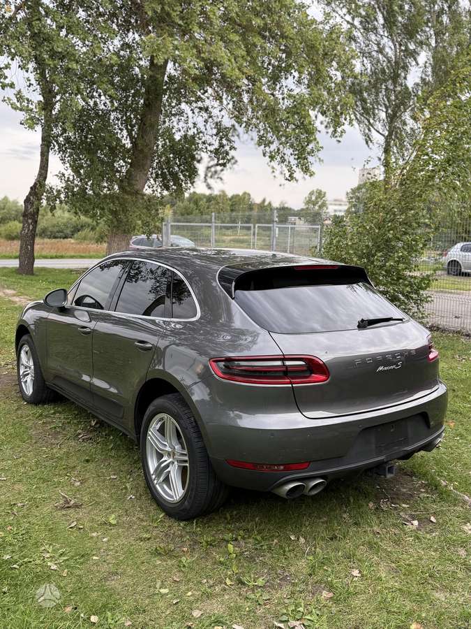 Porsche Macan - 4