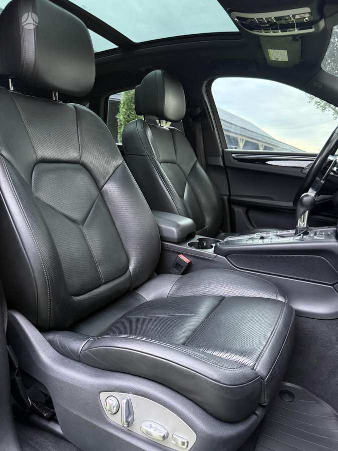 Porsche Macan, 3.0 l., off-road / crossover