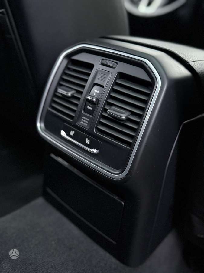 Porsche Macan, 3.0 l., off-road / crossover