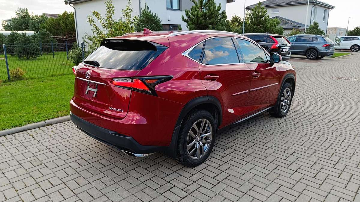 Lexus NX 200t - 7