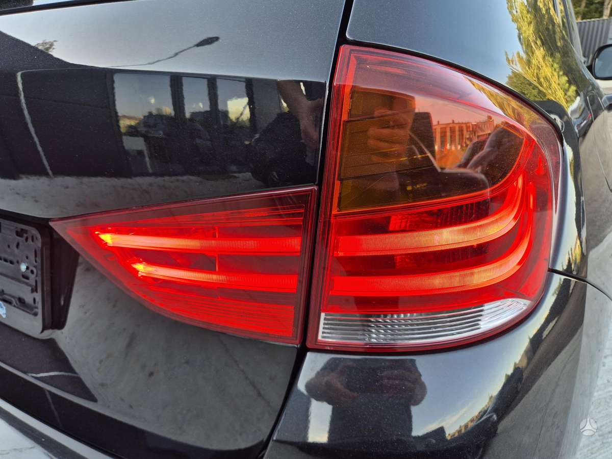 BMW X1, 2.0 l., off-road / crossover
