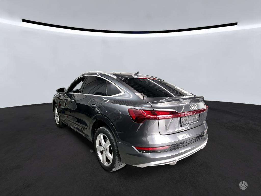 Audi e-tron, 95 kWh, off-road / crossover