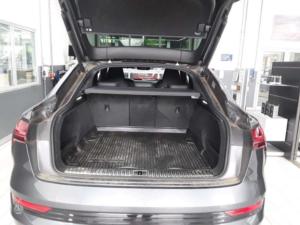 Audi e-tron, 95 kWh, off-road / crossover