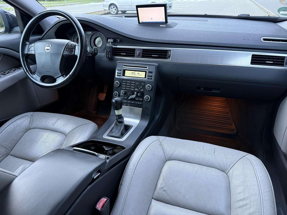 Volvo V70, 2.4 l., wagon