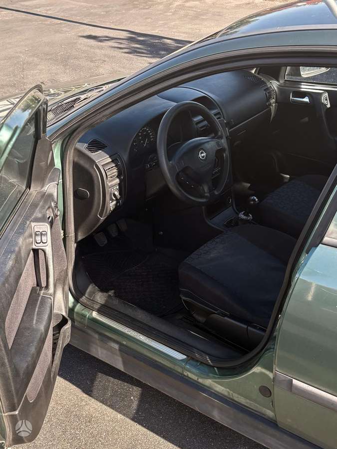Opel Astra - 4