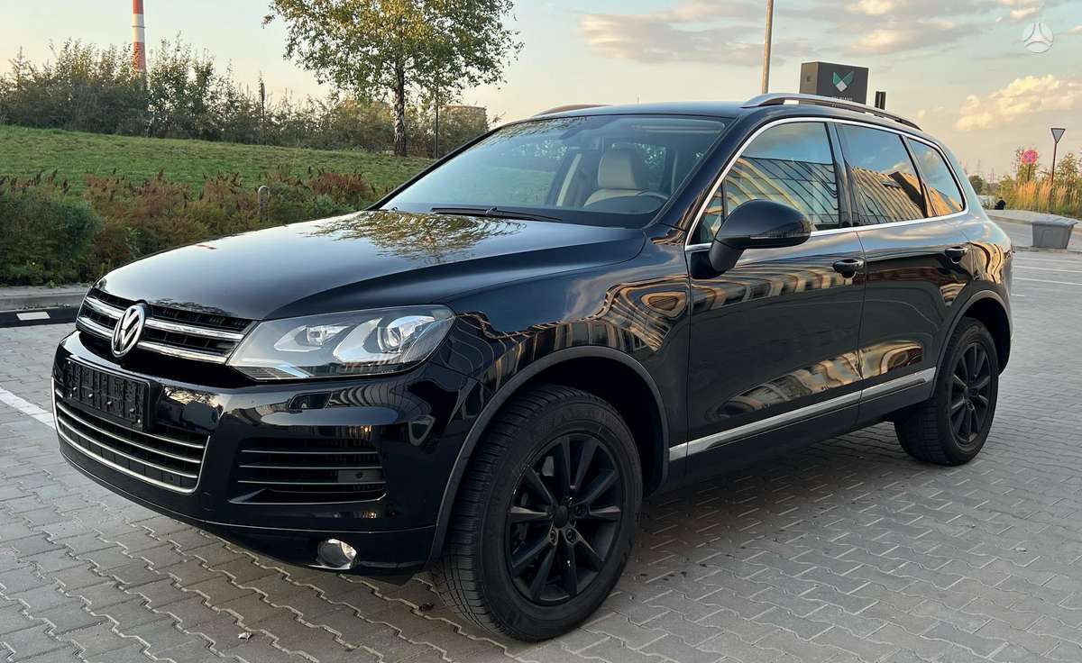 Volkswagen Touareg - 2