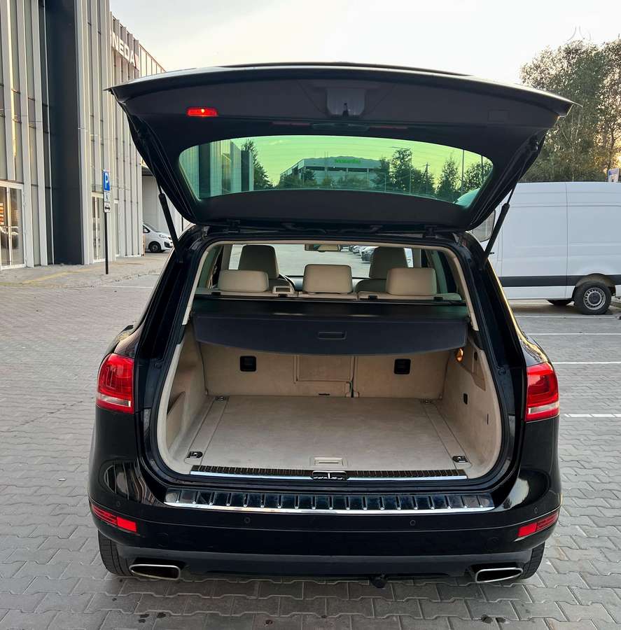 Volkswagen Touareg - 7