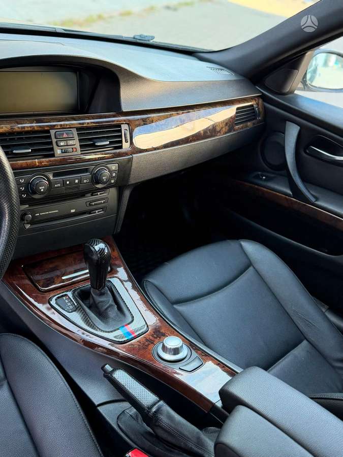 BMW 320, 2.0 l., Универсал