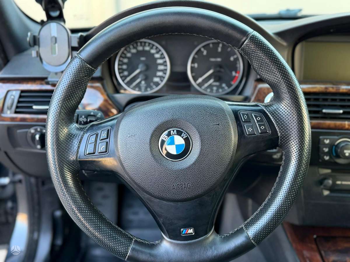 BMW 320, 2.0 l., wagon