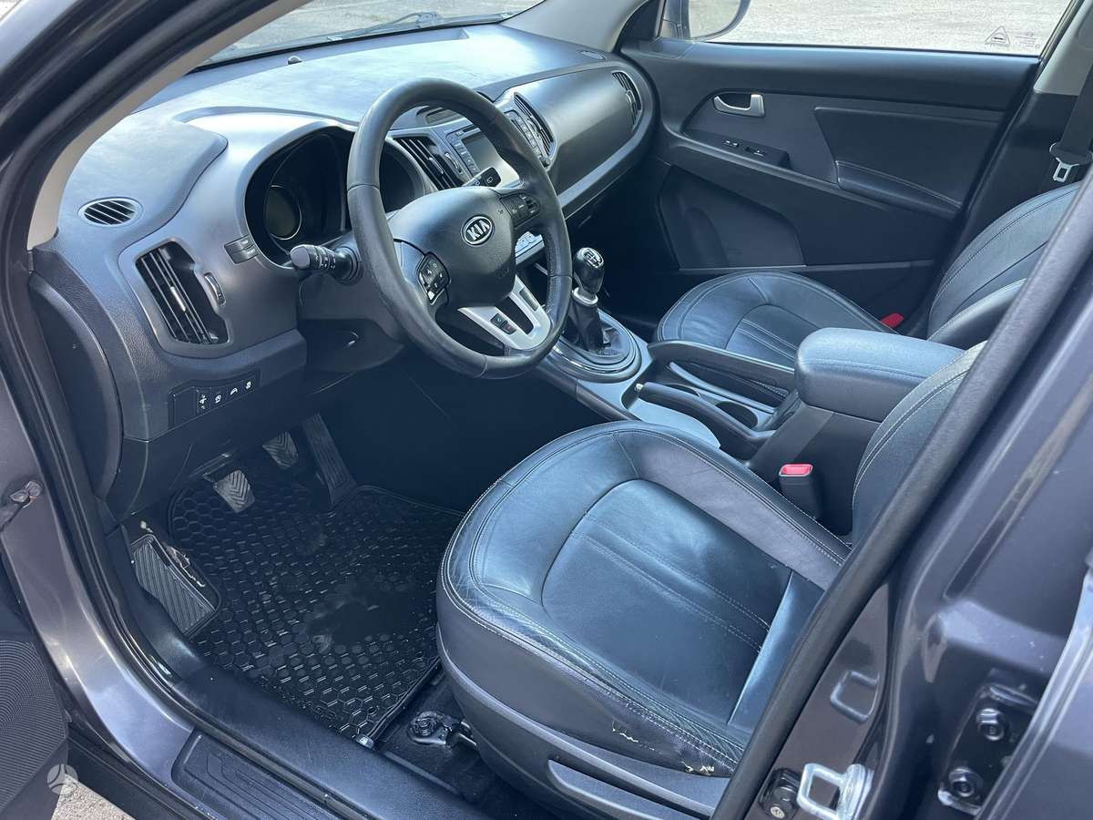 KIA Sportage - 9
