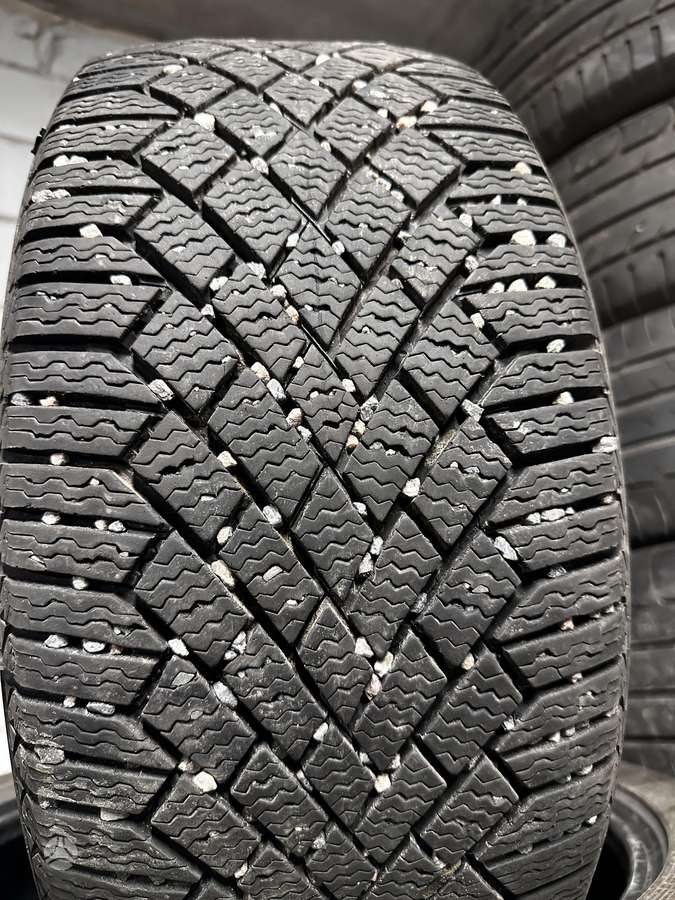 Continental, winter 225/45 R17