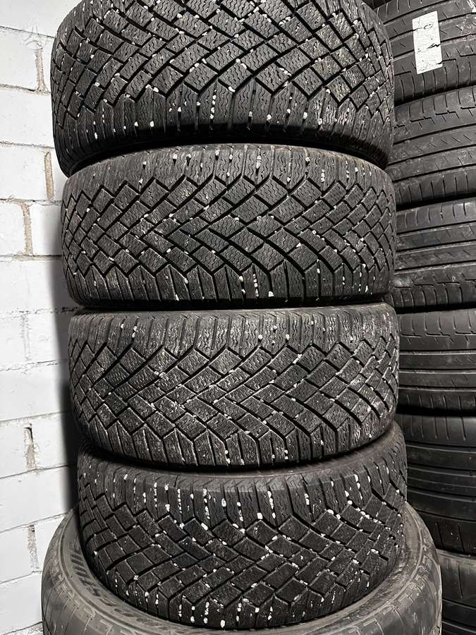Continental, žieminės 225/45 R17