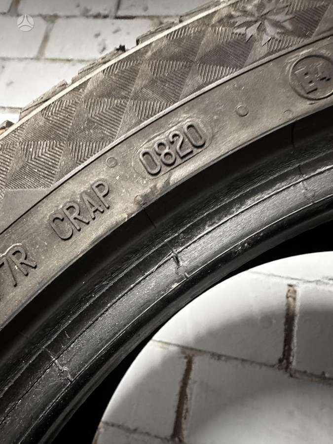 Continental, winter 225/45 R17