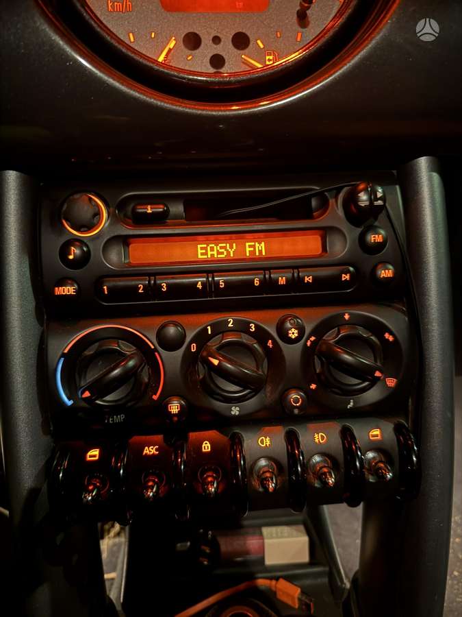 Mini Cooper, 1.6 l., Хэтчбек