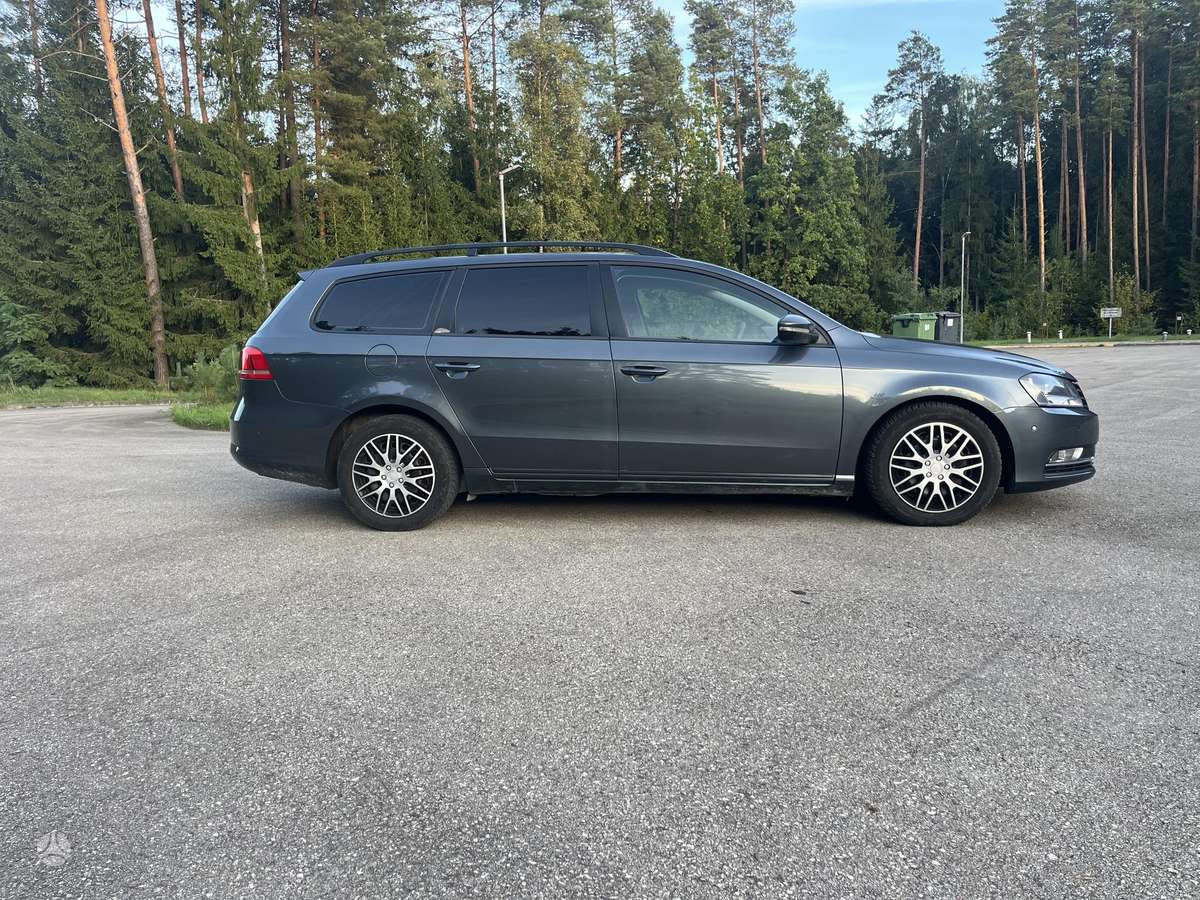 Volkswagen Passat - 5