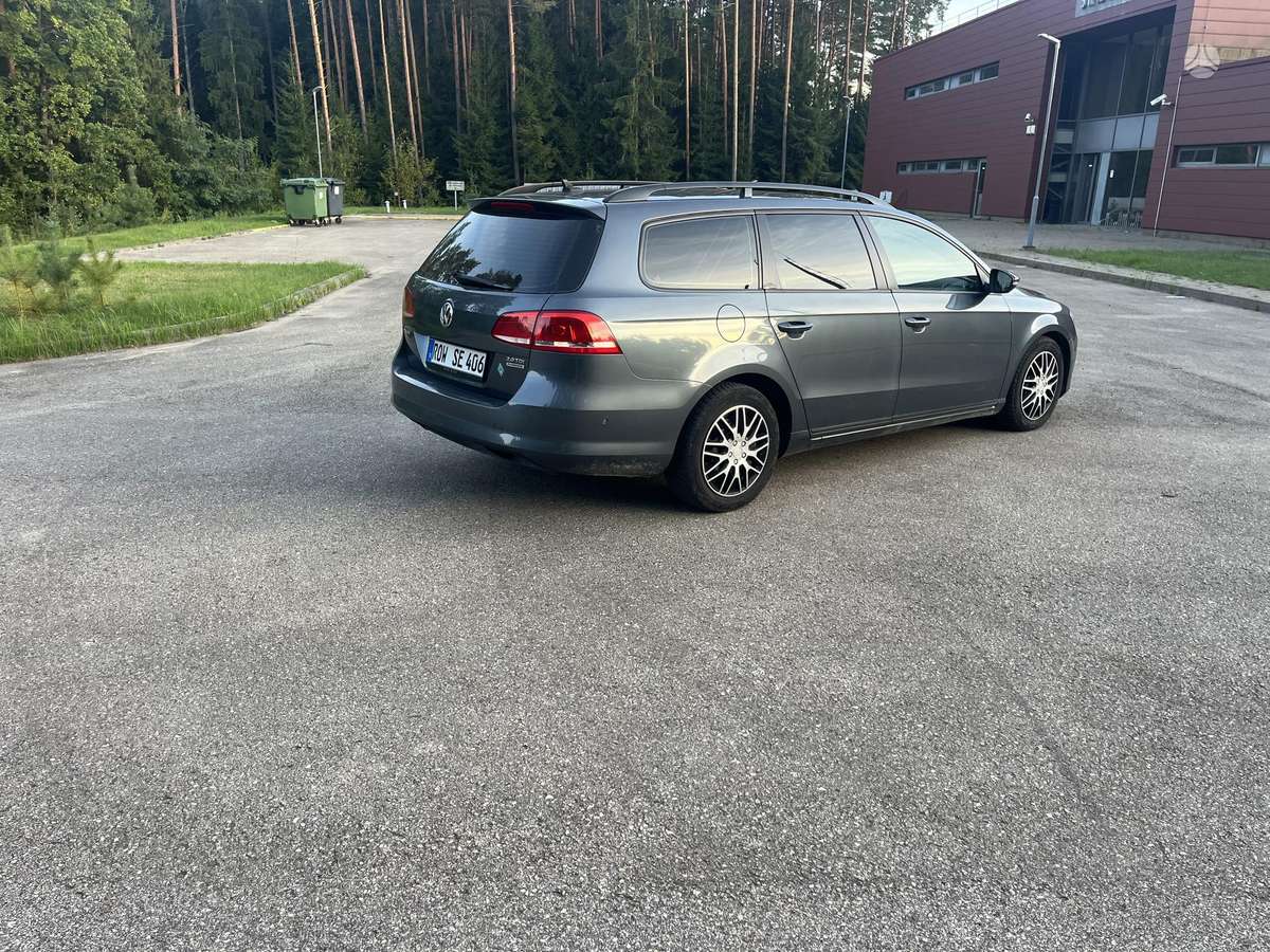 Volkswagen Passat - 6