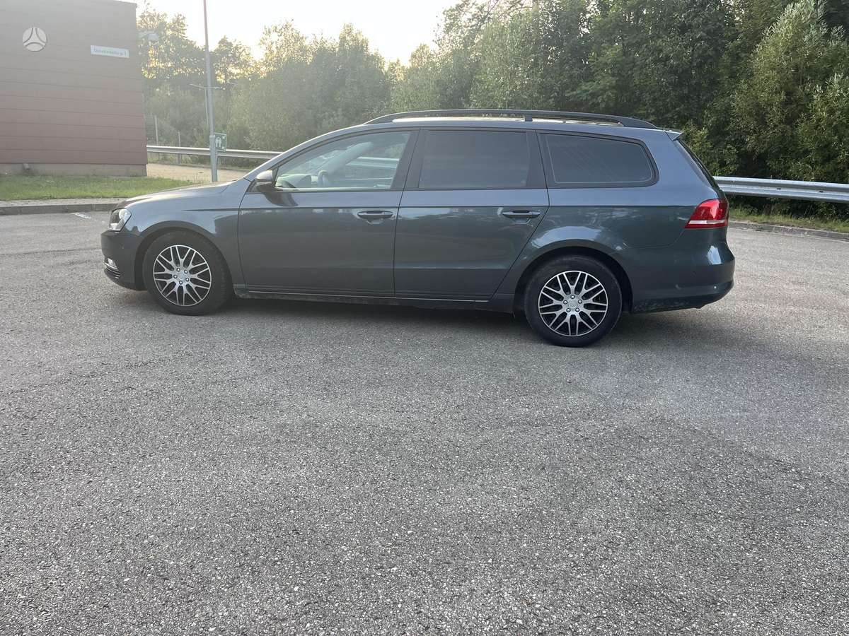 Volkswagen Passat - 9
