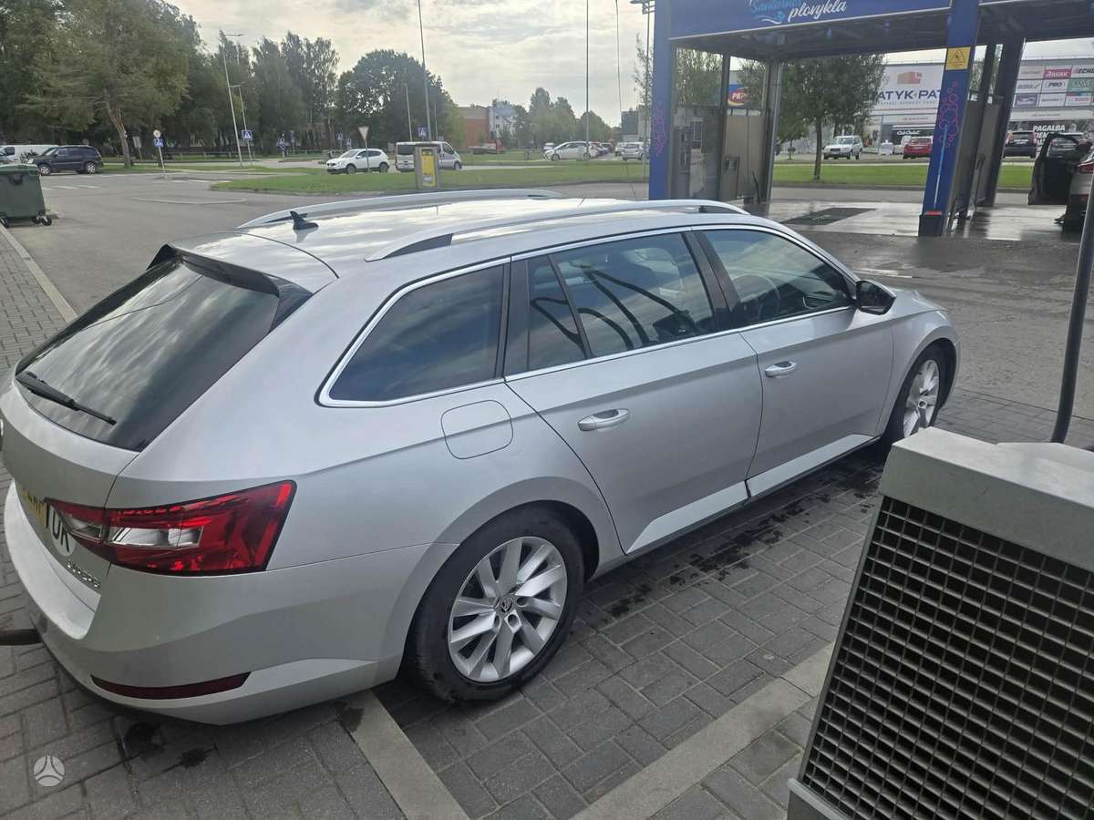 Škoda Superb - 5
