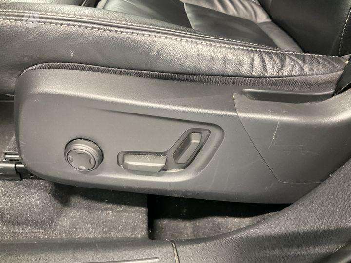 Volvo XC40 - 10