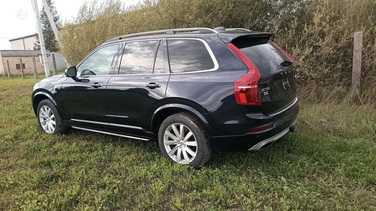 Volvo XC90 - 3