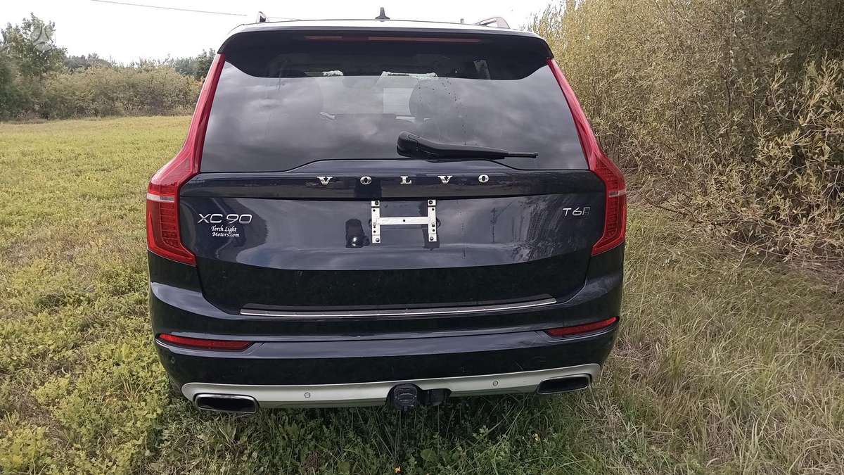 Volvo XC90 - 6