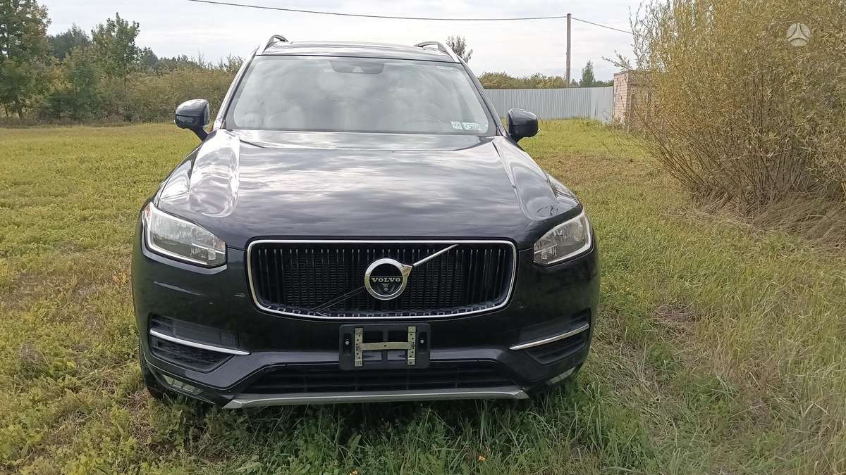 Volvo XC90 - 8