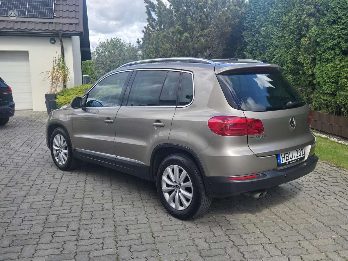 Volkswagen Tiguan - 2