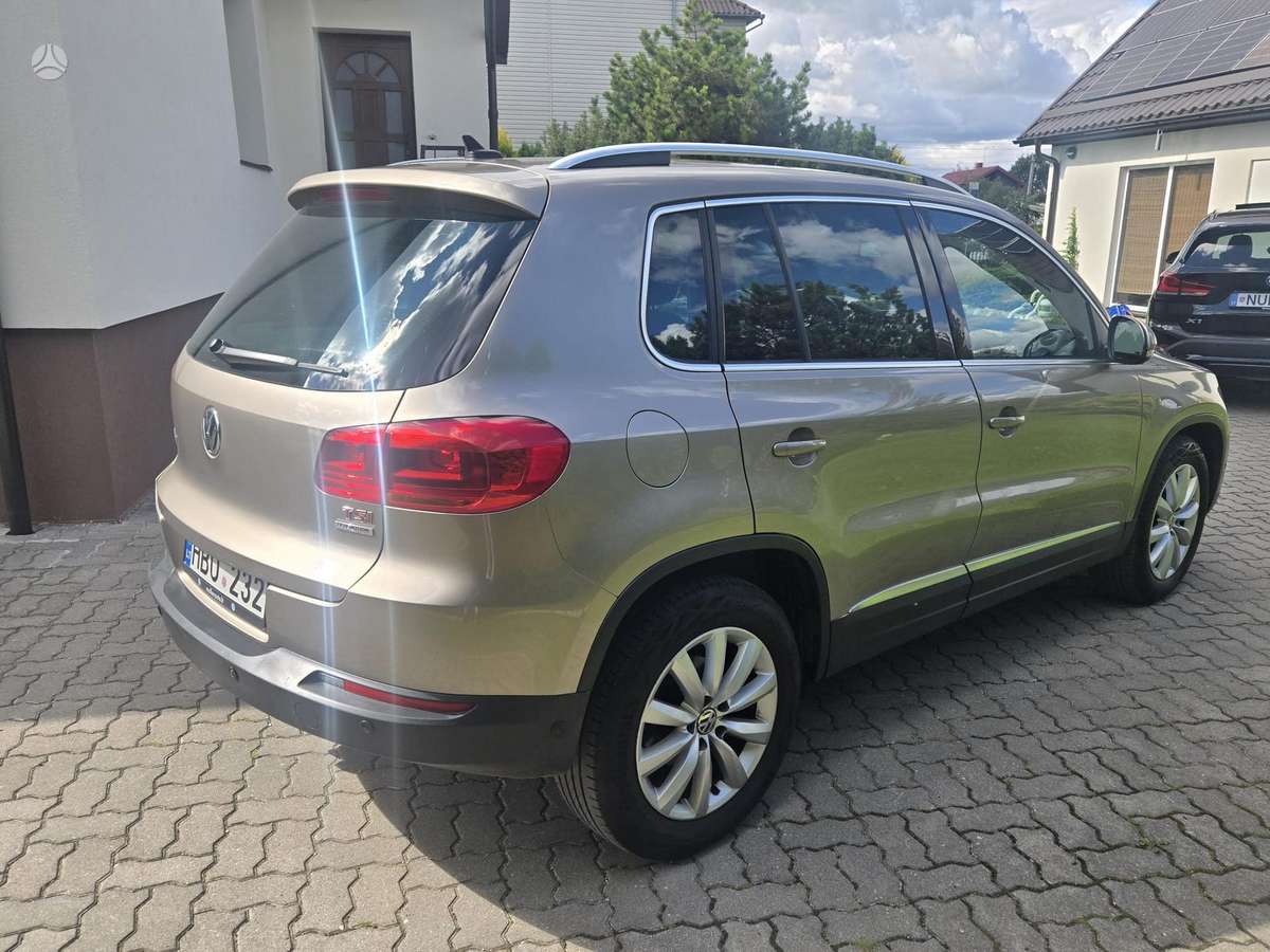 Volkswagen Tiguan - 3