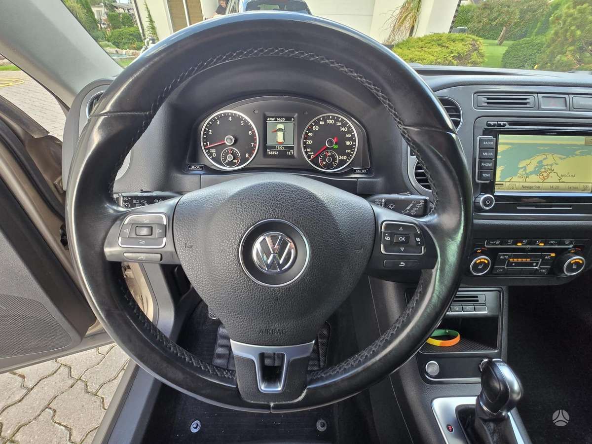 Volkswagen Tiguan - 7