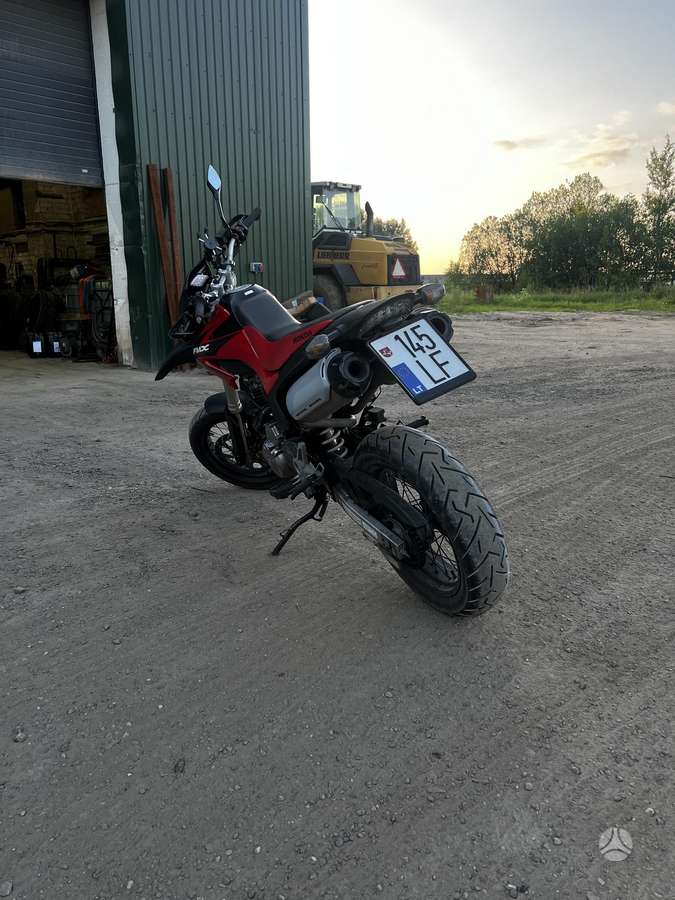 Honda FMX650 650cc, supermoto