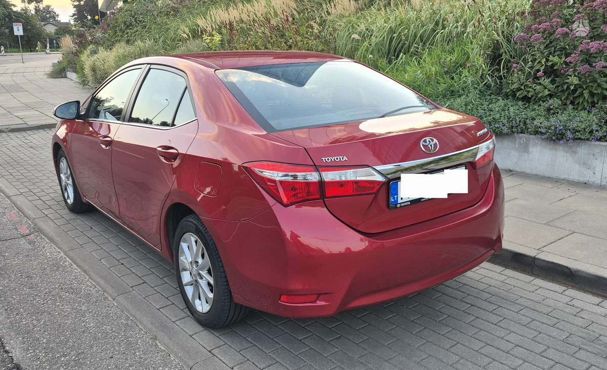 Toyota Corolla - 7
