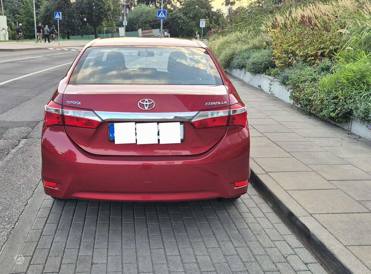 Toyota Corolla - 6