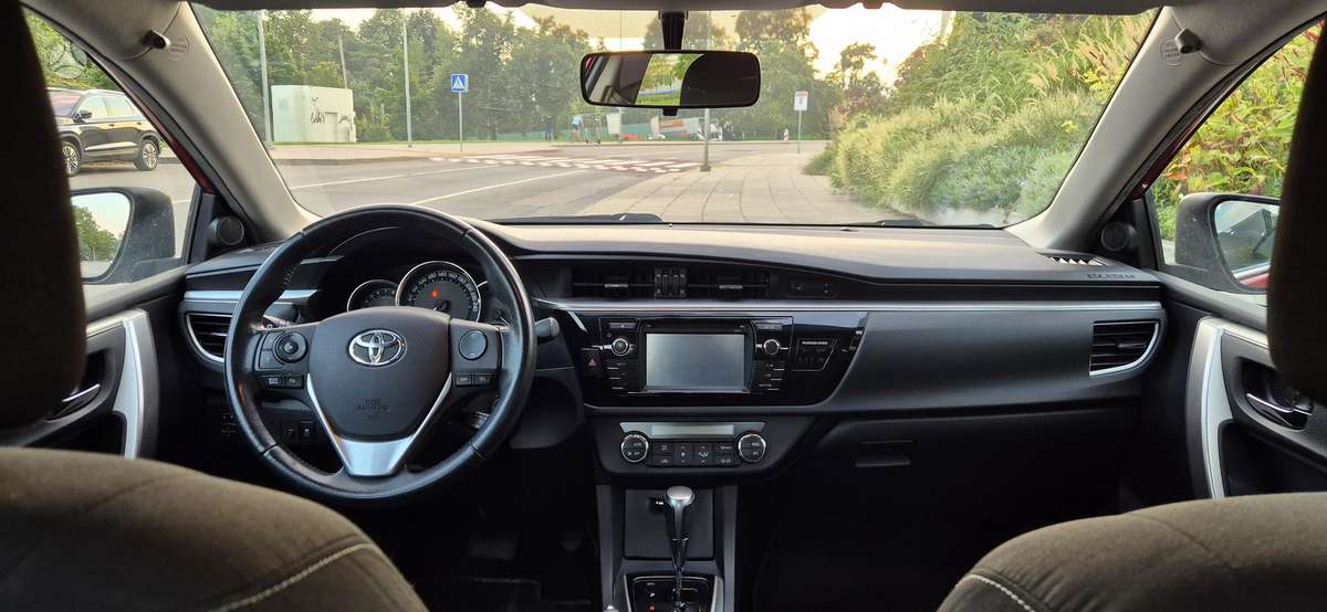 Toyota Corolla - 11