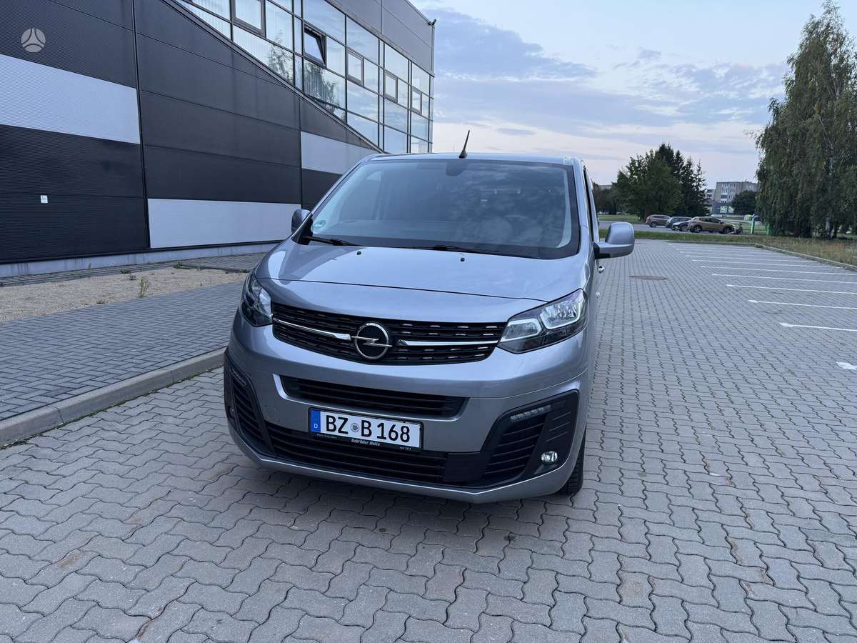 Opel Vivaro - 10